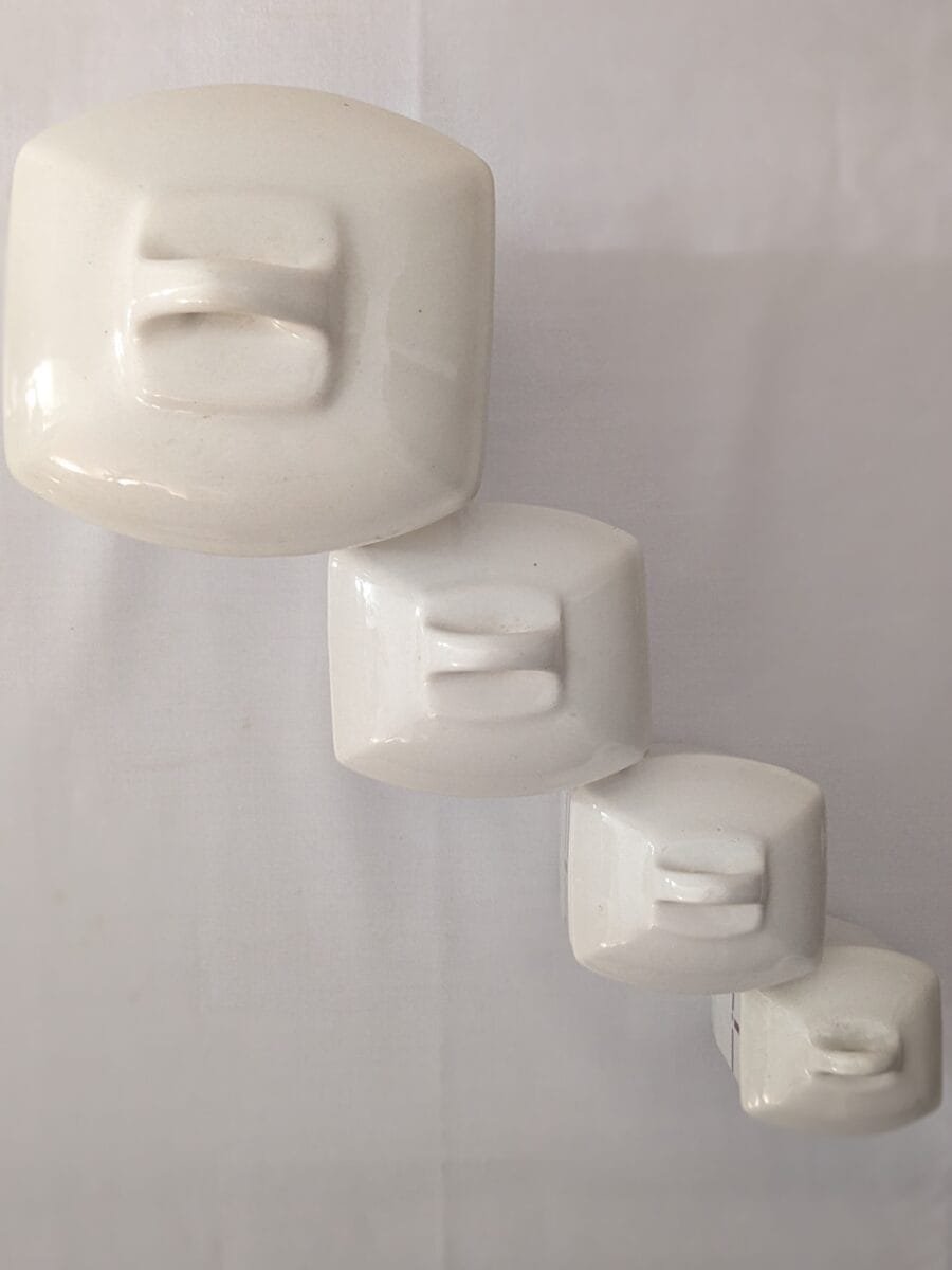 Set de 4 pots à épices en porcelaine – Image 4